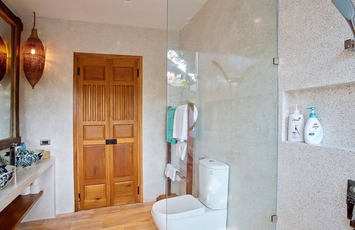 Cam An Villa | Stunning private villa with pool - 1 minute walk to the beach and restaurants