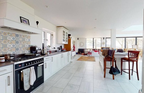 Sherborne House | ~Stunning secluded detached house in 2 acres within 5 min drive of Sherborne