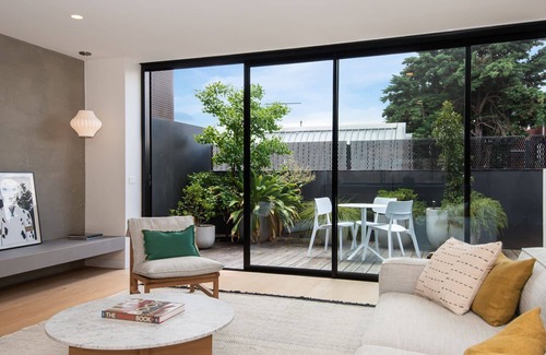 Richmond House | Stunning Skyline Views from Terrace Pool