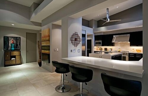 Palm Springs House | Stunning Stan Sackley Desert Contemporary Vacation Home