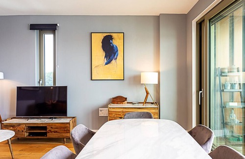 Surrey Docks Apartment | Stunning Surrey Quays Flat