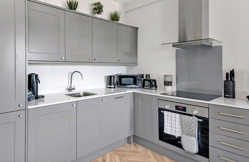 Ripon House | Stunning villa for 3 people with WIFI and pets allowed