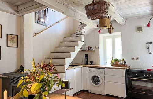 Borgomaro House | Stunning villa for 6 people with terrace