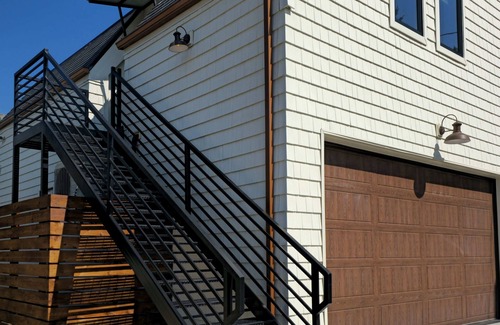 Whittier Apartment | Stylilsh guesthouse with parking. Located near Rino Art District and City Park.