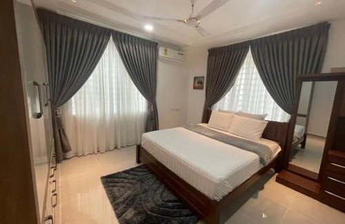 Ogbodjo Apartment | Stylish 1 Bedroom Apartment