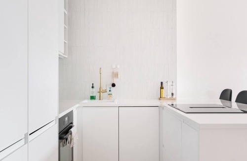 Kallio Apartment | Stylish 1BR Apt in the City Center & Near Metro Station