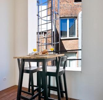 South Antwerp Apartment | Stylish 1BR close to KMSKA