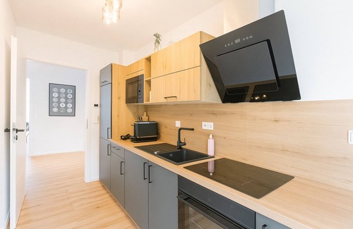 Volkmarsdorf Apartment | Stylish 3-room apartment in Leipzig | Central, modern & perfect for 6 guests