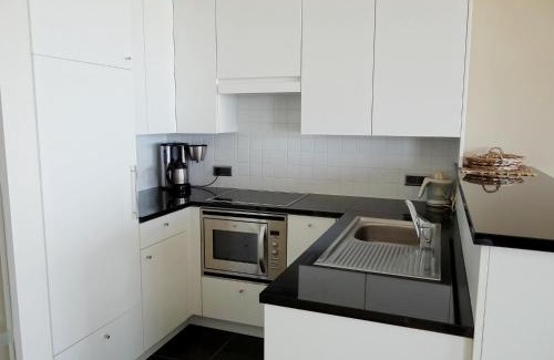 Nieuwpoort-aan-Zee Apartment | Stylish Apartment by the Sea