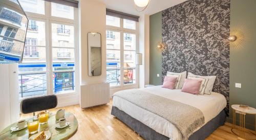Belleville Apartment | Stylish Apartment in Belleville - Where Artists Live