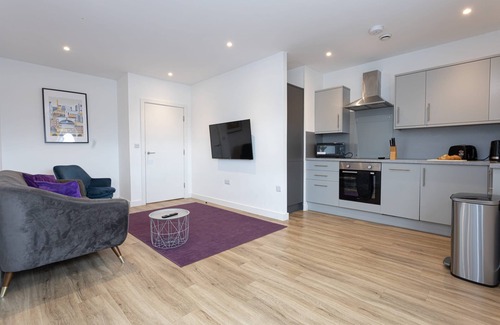 Cheetham Hill Apartment | Stylish Apartment in Central MCR by Pillo Rooms