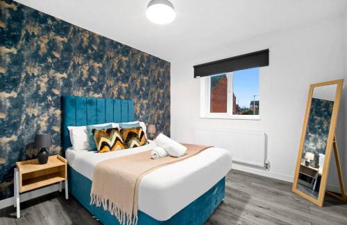 Cradley Heath Apartment | Stylish Apartment - Netflix - Fast WiFi - Parking - Top Rated 4MH