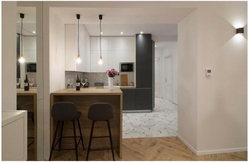 Rijeka Apartment | Stylish - Centre Apartment Theatre View