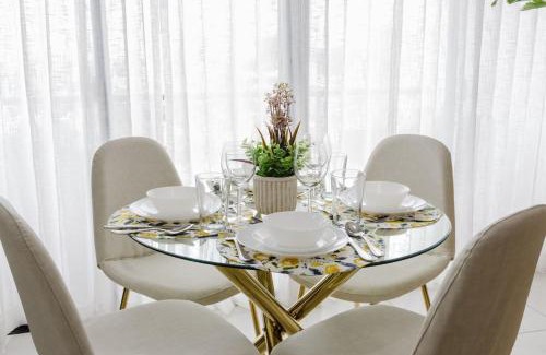 Lope De Vega House | Stylish, City Center 2BD Condo