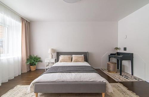 Uzupis Apartment | Stylish & Cozy Uzupis Apartment by URBAN RENT