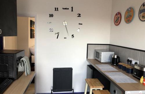 Chesterfield Apartment | Stylish flat in Chesterfield near Peak District