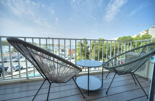 Sliema Apartment | Stylish, large 3bedroom, seafront terrace GOSLM-13