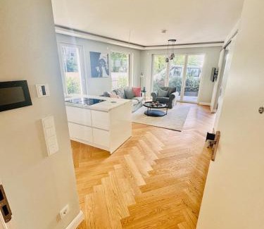 Nordend-Ost Apartment | Stylish New Apt for your family and friends