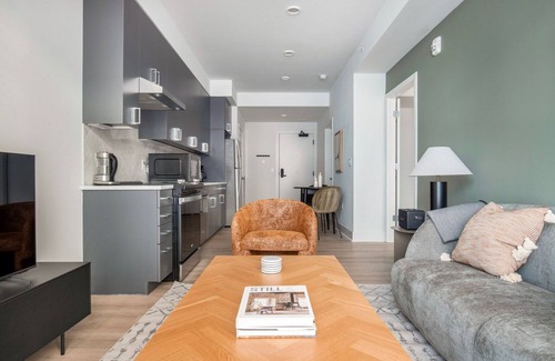 NoMa Apartment | Stylish NoMa 1BR w/W/D, Concierge & Gym, nr Metro, by Blueground