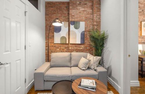 Chelsea Apartment | Stylish Retreat in Prime West Village Spot