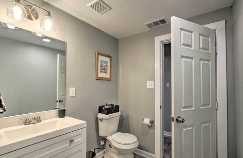 Highland Park House | Stylish San Antonio Retreat Near The Pearl!