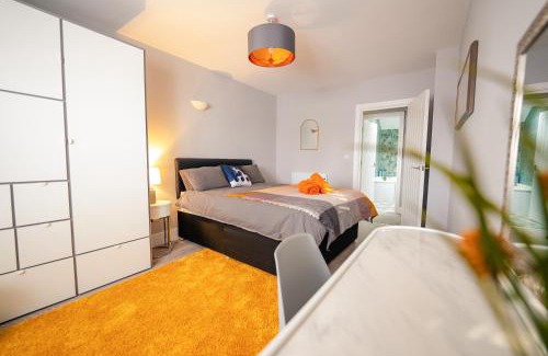 Pontcanna Apartment | STYLISH SPACIOUS 2-BED & High Ceiling