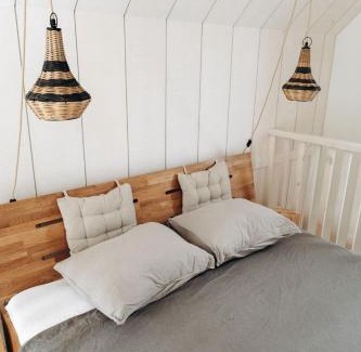 Kolka House | Stylish Tiny Cabin Pitrog