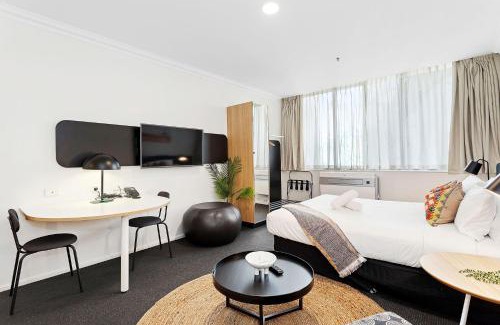 Perth Central Business District Apartment | Stylish Urban Gem Downtown Perth