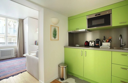 Saint-Merri Apartment | Sublime and new Studio Le Marais/Beaubourg