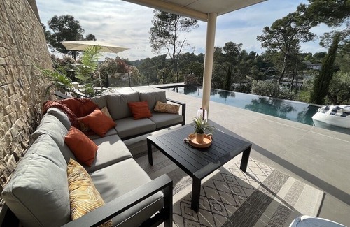 Montferrier-sur-Lez Villa | Sublime villa pool, sauna, gym