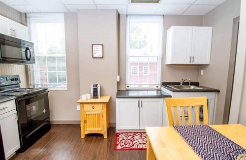 Hermann Hotel | Suite #1 - 1 Bed 1 Bath in the middle of Downtown