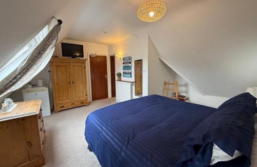 West Cliff Apartment | Suite 12 Winterdene