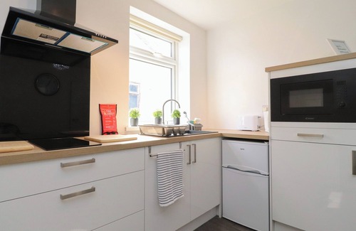 South Shore Cottage | SUITE 14, romantic, country holiday cottage in Blackpool