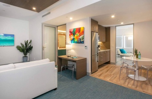 Estate Enighed Hotel | Suite 6 Fall Availability!