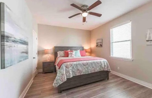 Cate Gray Villa | SUITE BEACH ~ Daytona Beach Shores House