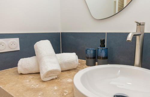 Apt Apartment | Suite Bleu d'Azur - Hypercentre - Wifi