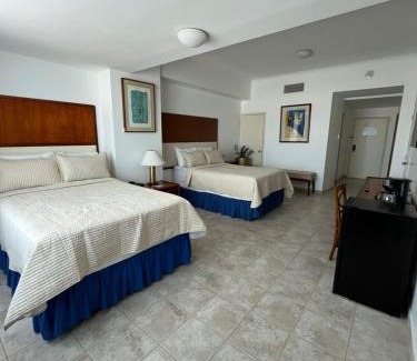 Salinas Apartment | Suite Hotel Colon Salinas