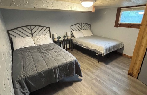 Springfield Apartment | Suite Life of Honest Abe