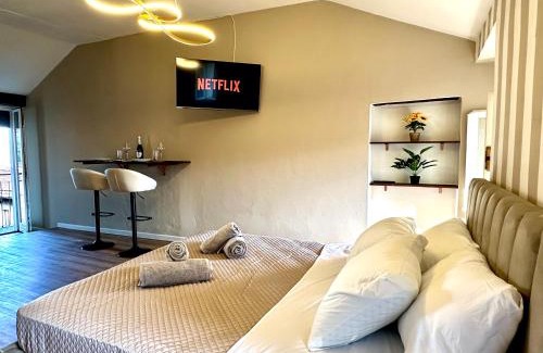 Massino Visconti Apartment | Suite Reale