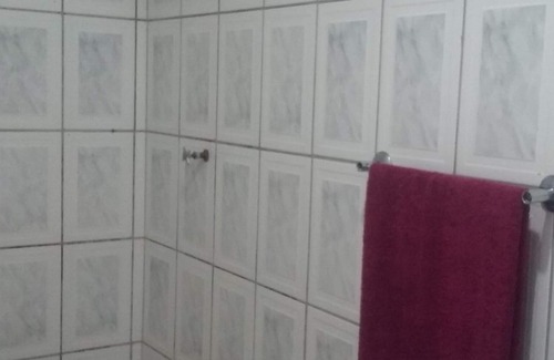 Cabucu House | Suite with office in Guarulhos