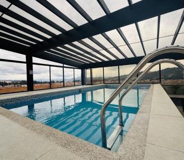 Cuenca Apartment | Suite with pool condominium Torres de Almería