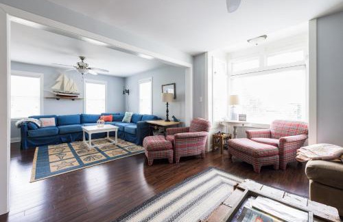 South Haven House | Summer Haven- Walk to beach & Town from this 4 bedroom 2 bath Coastal Cottage