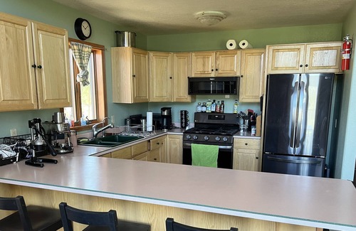 Alpine Acres House | Summer rental! Hike, bike & run right out your door. Beautiful views.