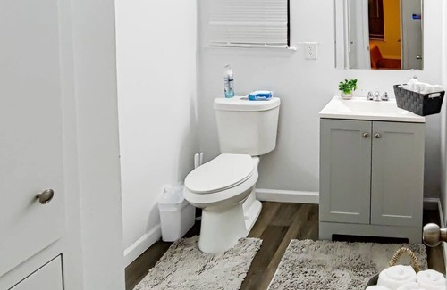 West San Antonio House | Summer specials ¡Book now! Five Frks Dr. San Antonio