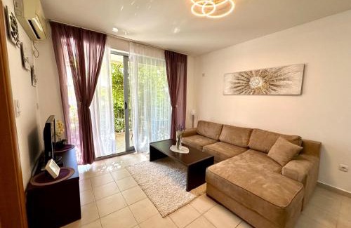 Petrovac Apartment | Sun Bay Petrovac