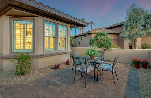 Surprise House | Sun City Grand Model Home! Golf Course Front!