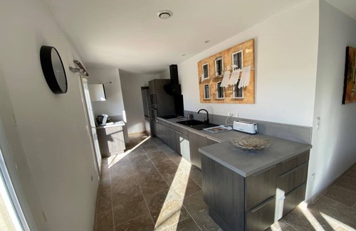 Tavel Villa | Sun-Kissed Villa in Lirac