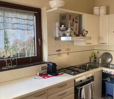 Lesa House | Sun Lake House and Hill