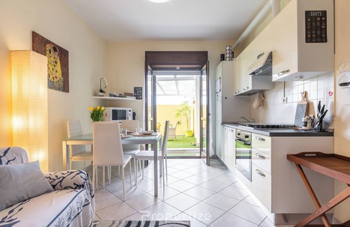 Quartu Sant'Elena Apartment | Sun Terrace Home by Propertize | vicino al mare