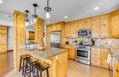 Cle Elum Condo | Suncadia Resort Condo w/Seasonal Pool Access!